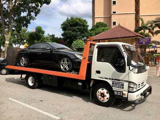 حمل خودرو در شب | نکات ایمنی مهم برای رانندگی و انتقال امن